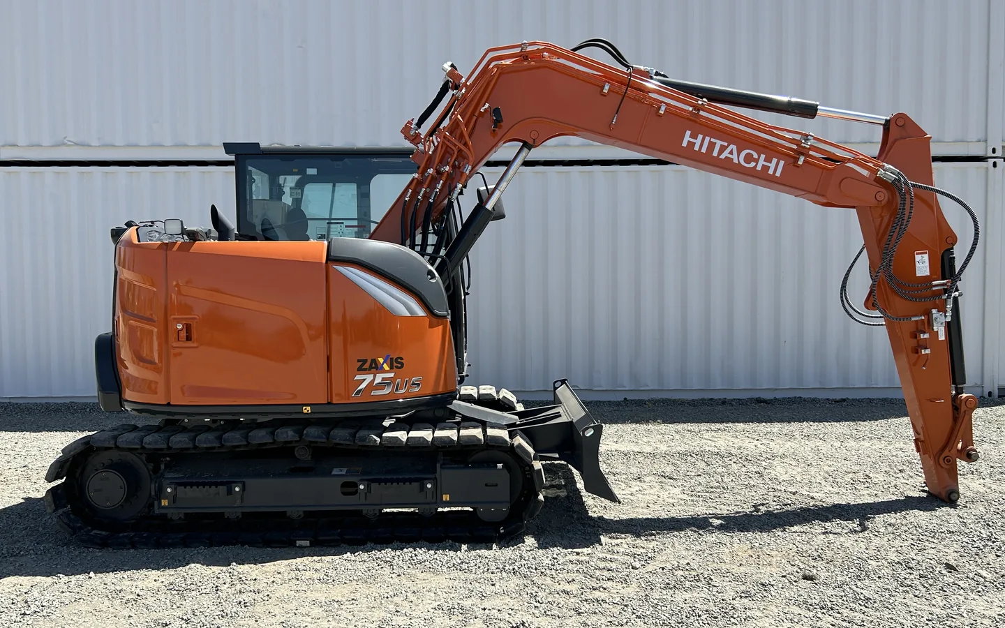 Hitachi LANDCROS ZX75US-7 at work