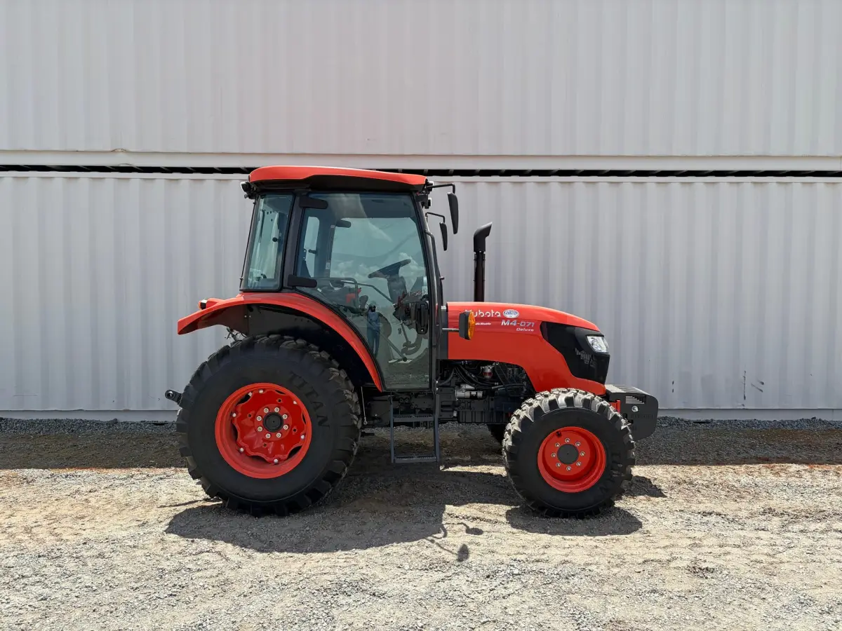 Actual stock photo 4 of Kubota M4D-071HDC12, stock 023486