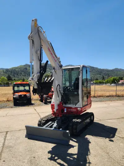 Actual stock photo 7 of Takeuchi TB235-2CRA, stock 016976