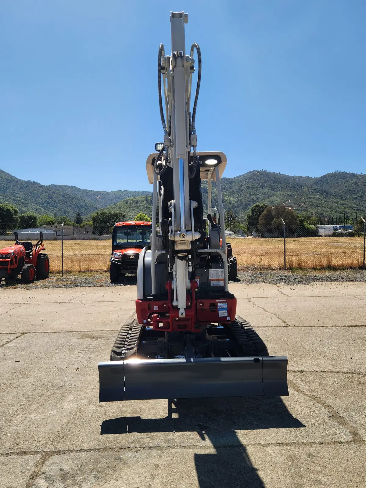 Actual stock photo 2 of Takeuchi TB225R, stock 016974