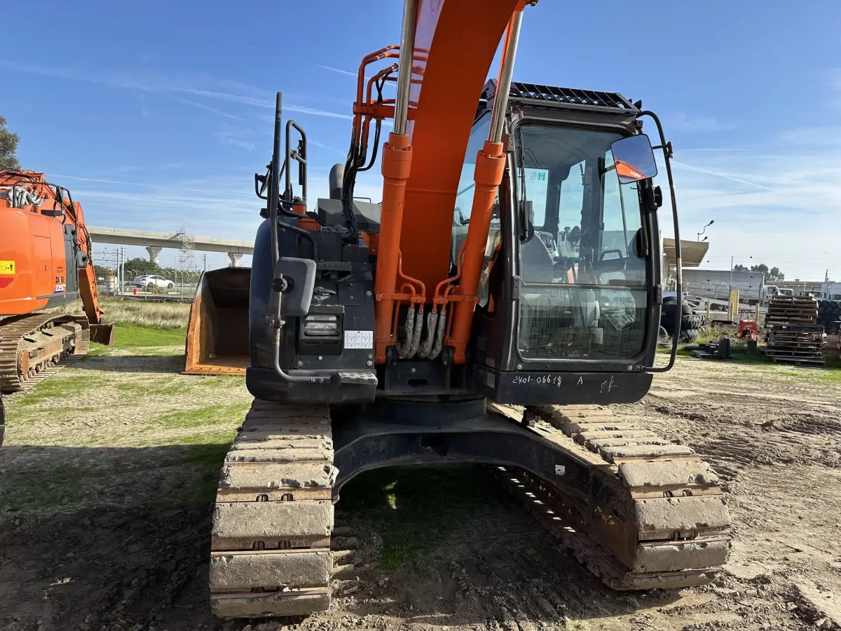 Actual stock photo 3 of 2018 Hitachi LANDCROS ZX135USK-6, stock 017856