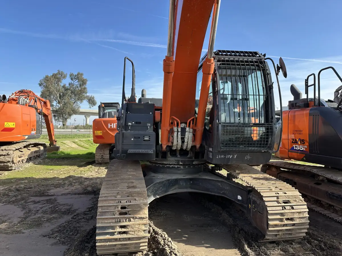 Actual stock photo 3 of Hitachi LANDCROS ZX200-6, stock 017857