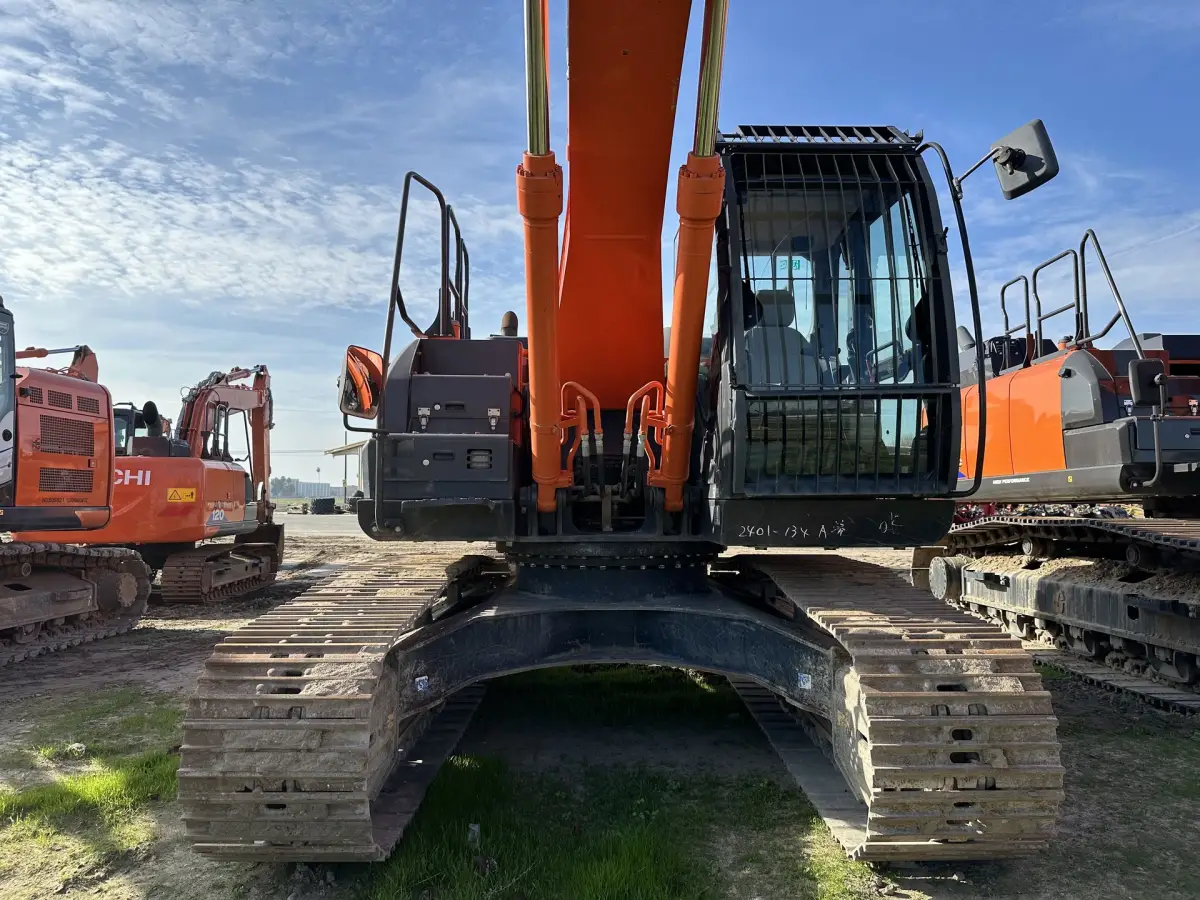 Actual stock photo 3 of 2018 Hitachi LANDCROS ZX210K-6, stock 017859