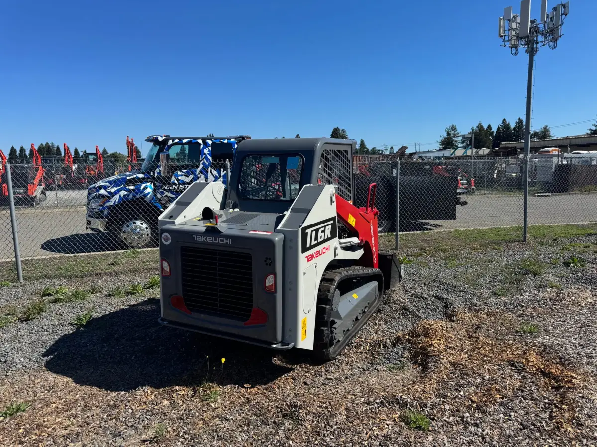 Actual stock photo 3 of Takeuchi TL6R, stock 026480