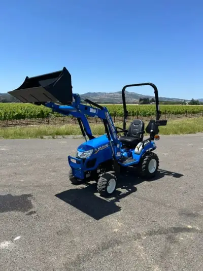 Actual stock photo of New Holland WMR-25S, stock F92978