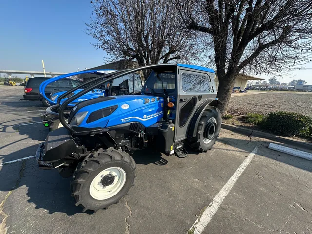 Actual stock photo 3 of 2023 New Holland T4.120F T4B, stock 003895