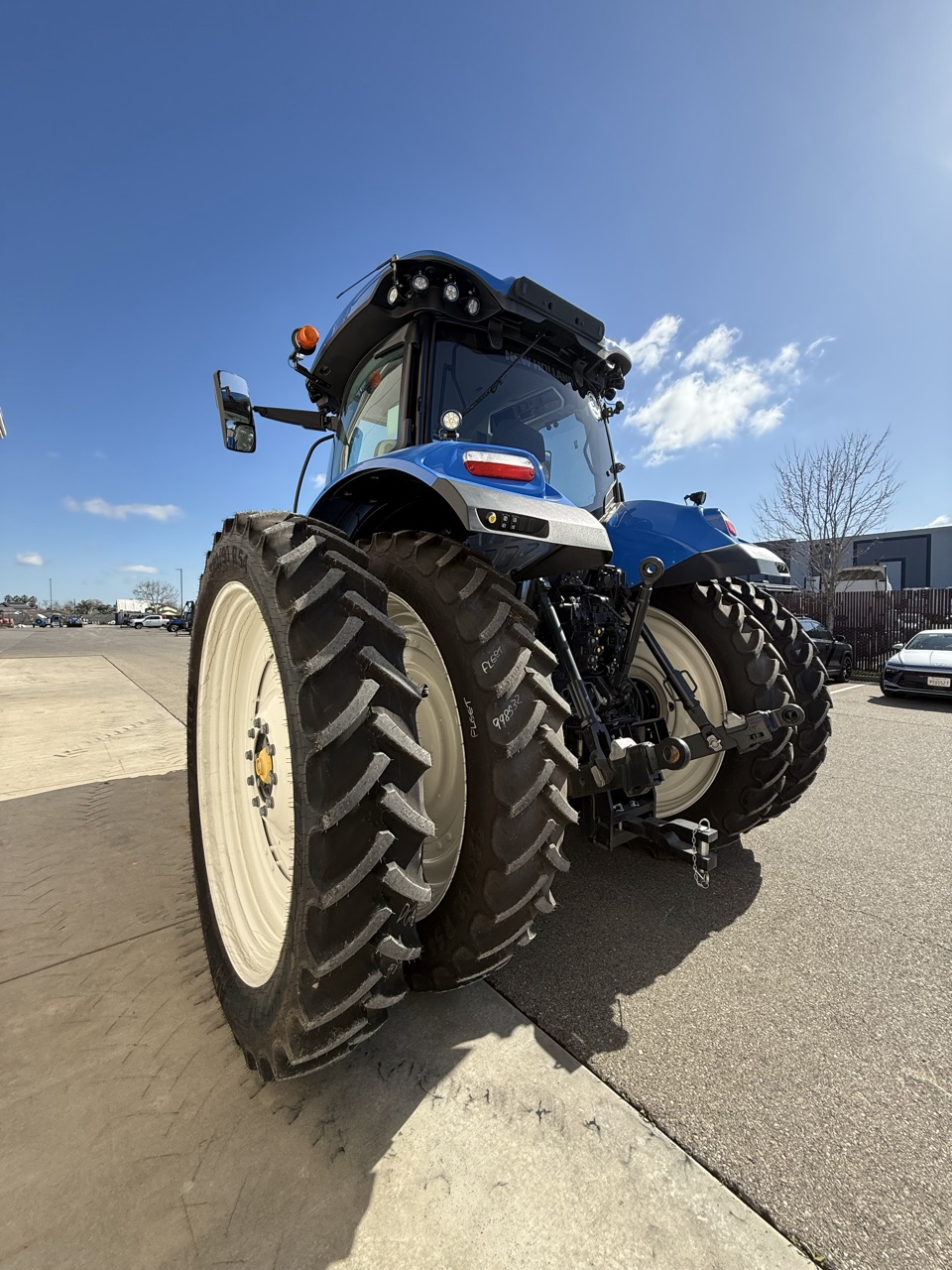 Actual stock photo of New Holland T7.230 CVT, stock 010367