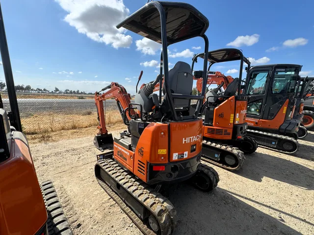 Actual stock photo 5 of Hitachi LANDCROS ZX17U-5N, stock 023256