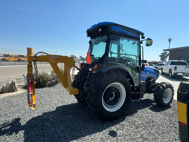 Actual stock photo 3 of 2023 New Holland T4.120F T4B, stock 001474