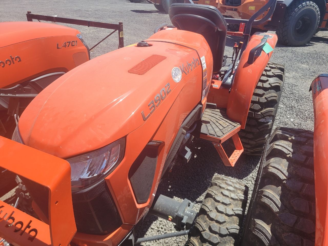 Actual stock photo of Kubota L3902DT, stock 019154