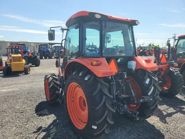 Actual stock photo 2 of Kubota M4D-071HDC12, stock 023450