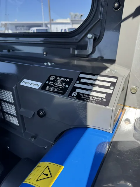 Actual stock photo 7 of New Holland T4.120F T4B, stock 002305