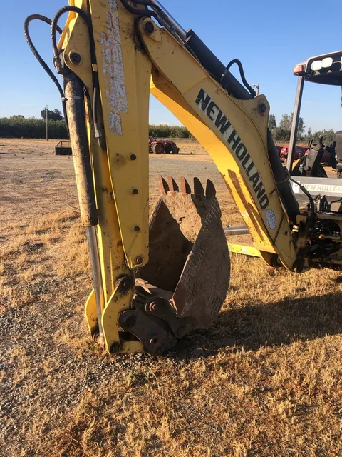 Actual stock photo 4 of 2014 New Holland B95C, stock C91434