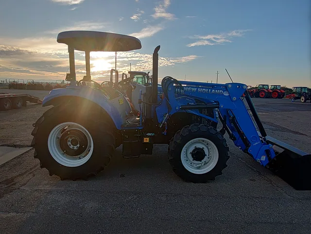 Actual stock photo 2 of 2025 New Holland T5.120 DC, stock 024641