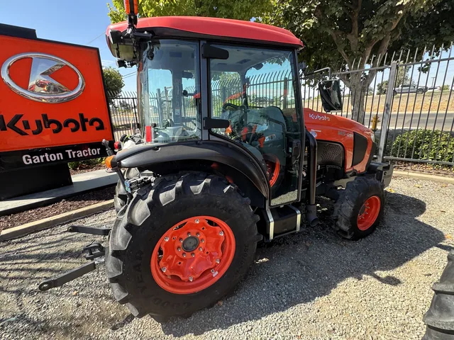 Actual stock photo 2 of 2024 Kubota M5N-091HDC12, stock 013836