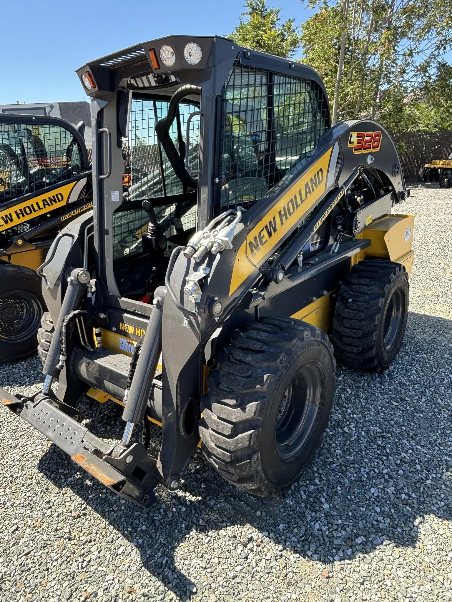 Actual stock photo of New Holland L328, stock F93004