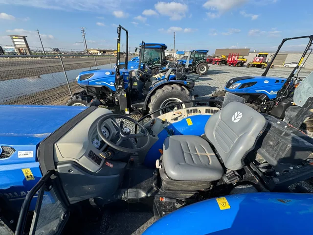 Actual stock photo 5 of 2023 New Holland T4.120F T4B, stock 001476