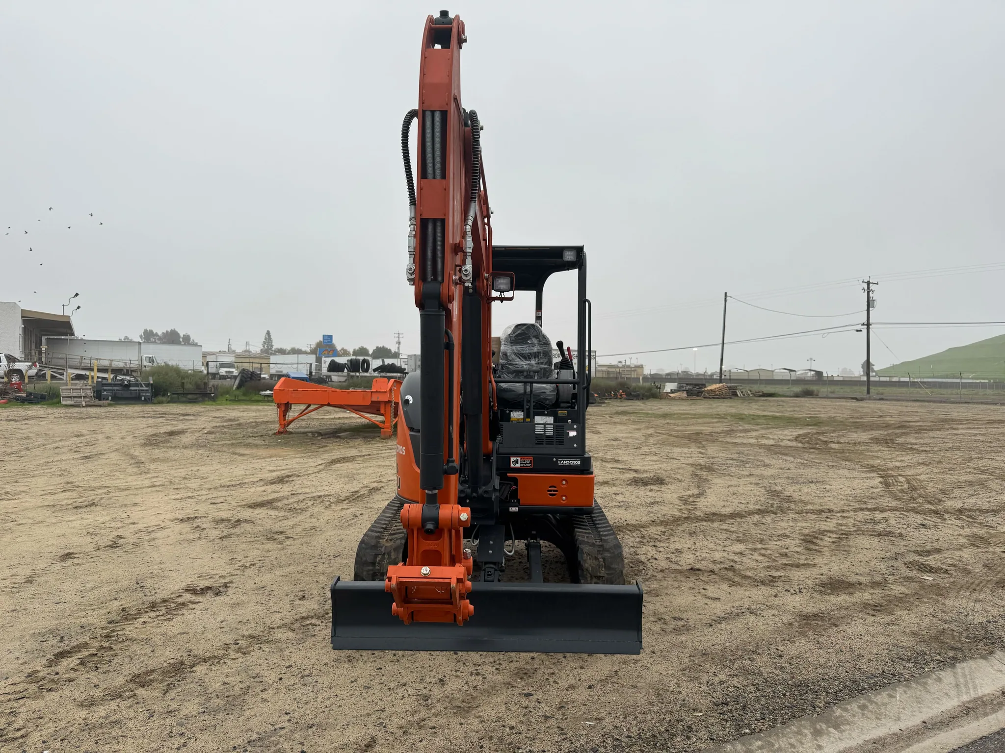 Actual stock photo of Hitachi LANDCROS ZX35U-5N, stock 021893