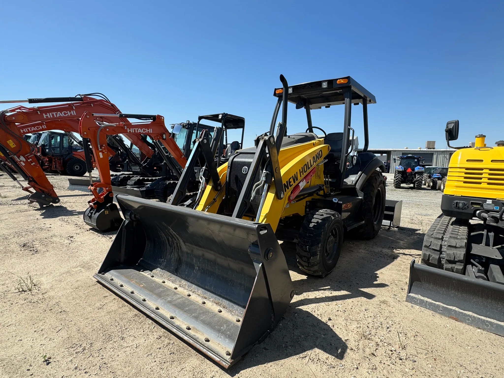 Actual stock photo of New Holland U80D 4WD, stock 011085