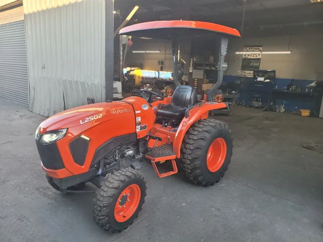 Actual stock photo 4 of Kubota L2502HST, stock 016578