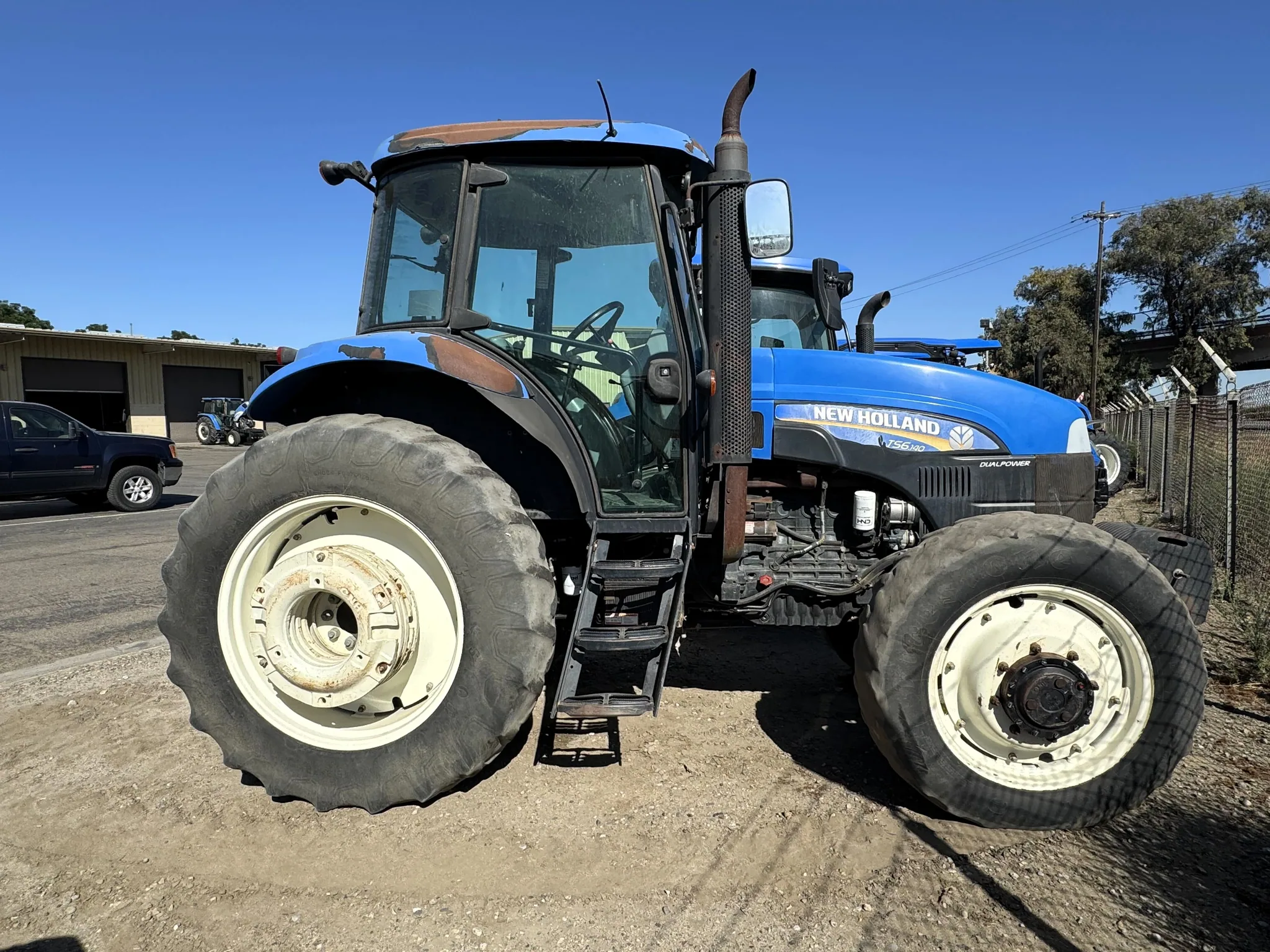 Actual stock photo of New Holland TS6.140C4WD, stock 026792