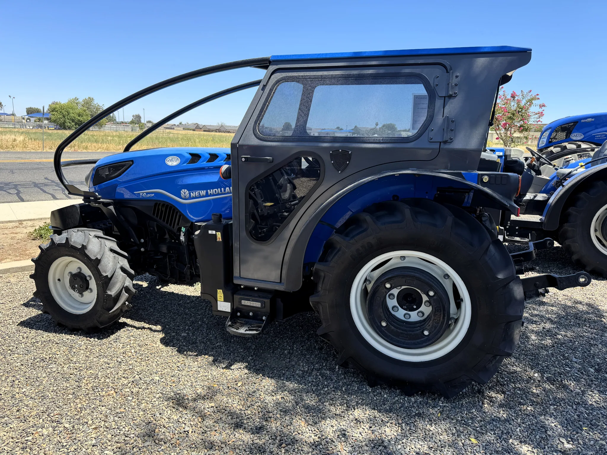Actual stock photo of New Holland T4.120F T4B, stock 001472