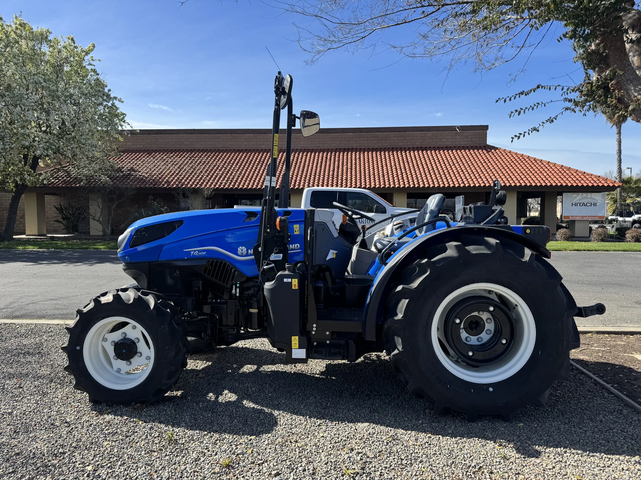 Actual stock photo of New Holland T4.110F T4B, stock 011938