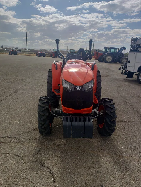 Actual stock photo 2 of 2025 Kubota L3902DT, stock 019925