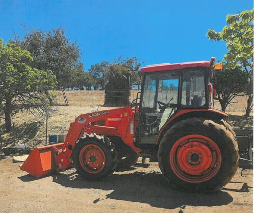 Actual stock photo of Kubota M9000DTC, stock 029193