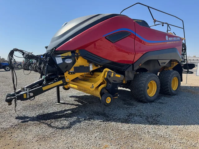 Actual stock photo 4 of 2023 New Holland BB340P HD, stock 001344