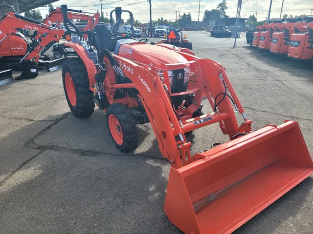 Actual stock photo 4 of 2024 Kubota L3560HST, stock 013934