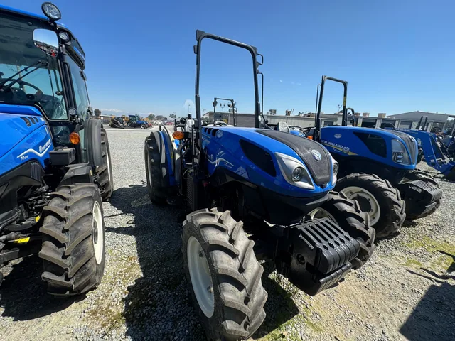 Actual stock photo 3 of 2023 New Holland T4.120F T4B, stock 001485
