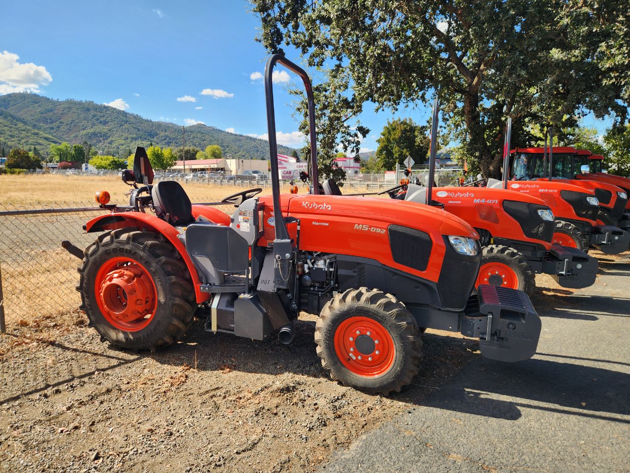 Actual stock photo of Kubota M5N-092HD12, stock 018970