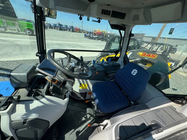 Actual stock photo 5 of 2023 New Holland T4.120F T4B, stock 001469