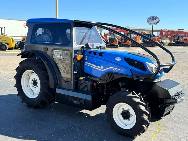 Actual stock photo 5 of 2023 New Holland T4.120F T4B, stock 003895