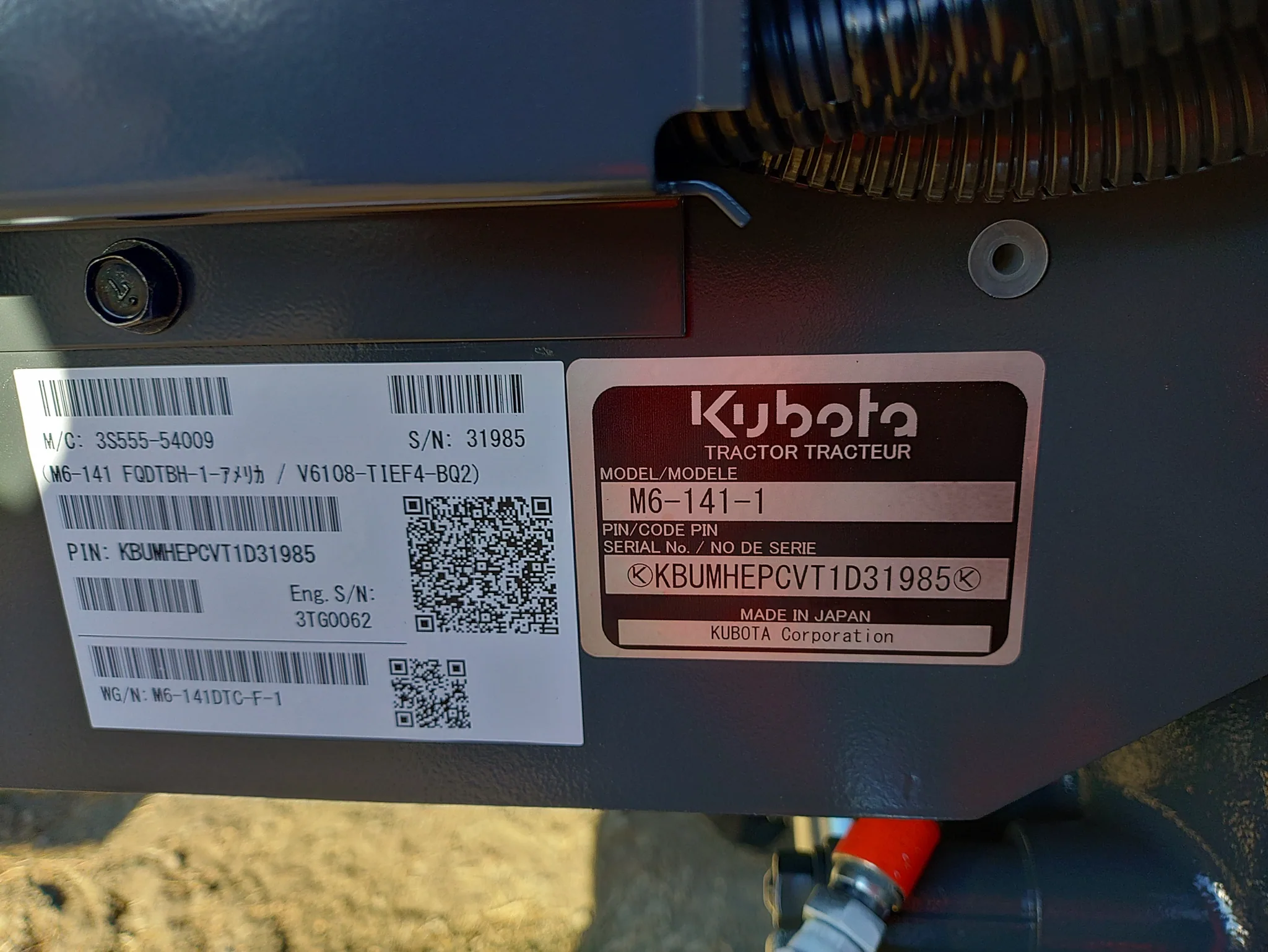 Actual stock photo of Kubota M6-141DTC-F-, stock 023989