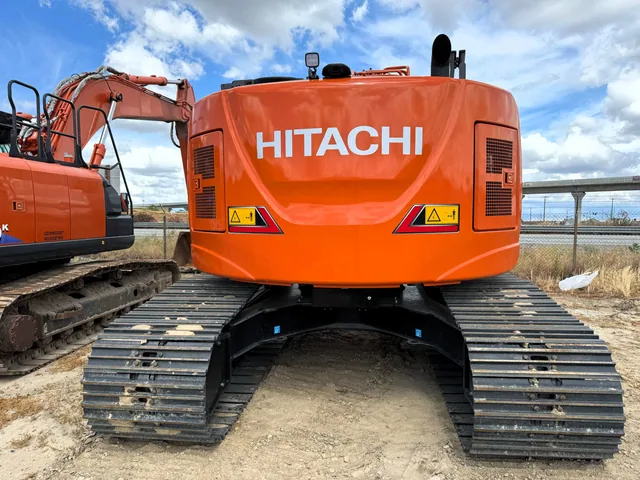 Actual stock photo 4 of Hitachi LANDCROS ZX245USLC-7, stock 026394