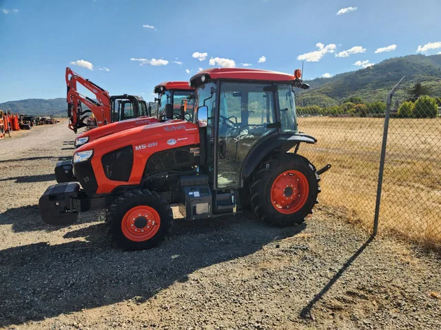 Actual stock photo 2 of 2024 Kubota M5N-091HDC12, stock 003191