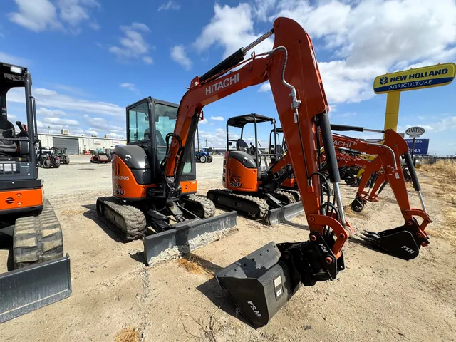 Actual stock photo 4 of Hitachi LANDCROS ZX35U-5N, stock 021886