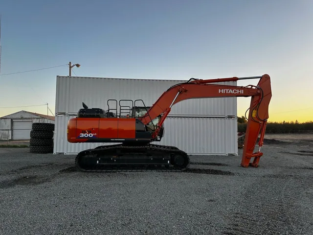 Actual stock photo 6 of Hitachi LANDCROS ZX300LC-6, stock 004881