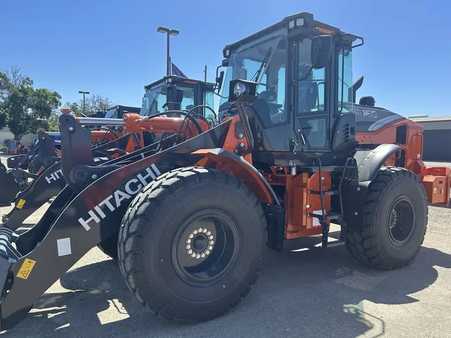 Actual stock photo 3 of Hitachi LANDCROS ZW160-7HL, stock 023770