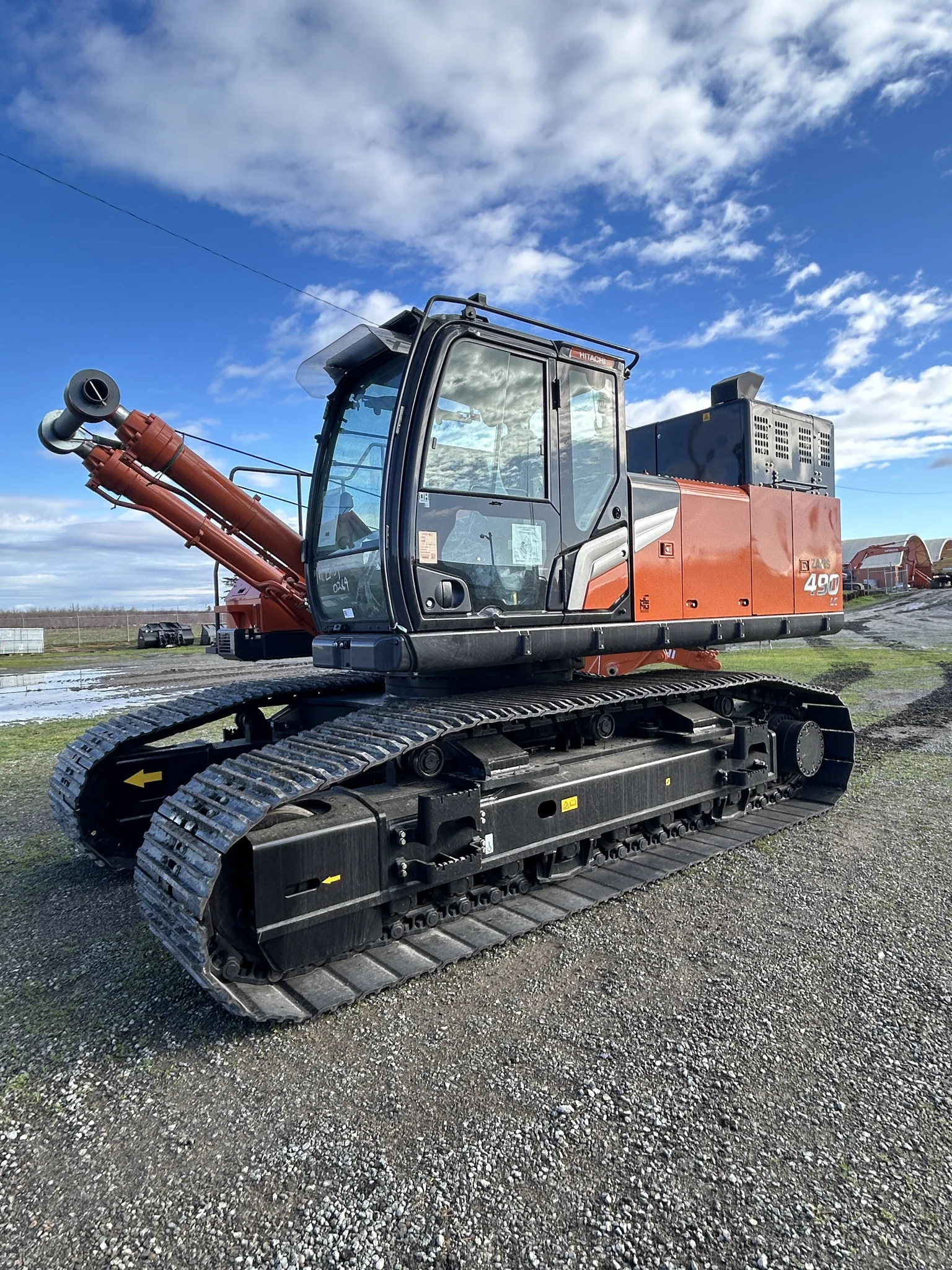 Actual stock photo of Hitachi LANDCROS ZX490LC-7, stock 016380