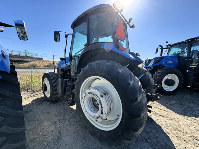 Actual stock photo 3 of 2013 New Holland TS6.140C4WD, stock 026792