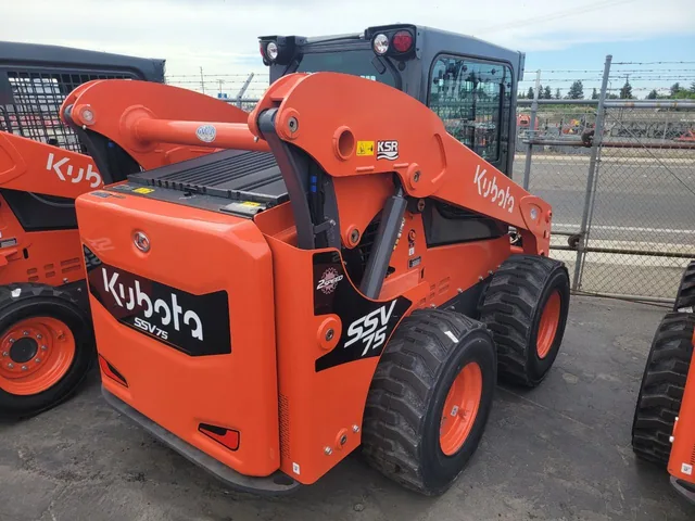 Actual stock photo 2 of Kubota Construction SSV75PHFRC, stock 024512