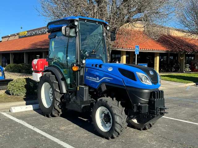 Actual stock photo 2 of 2024 New Holland T4.90V, stock 010555