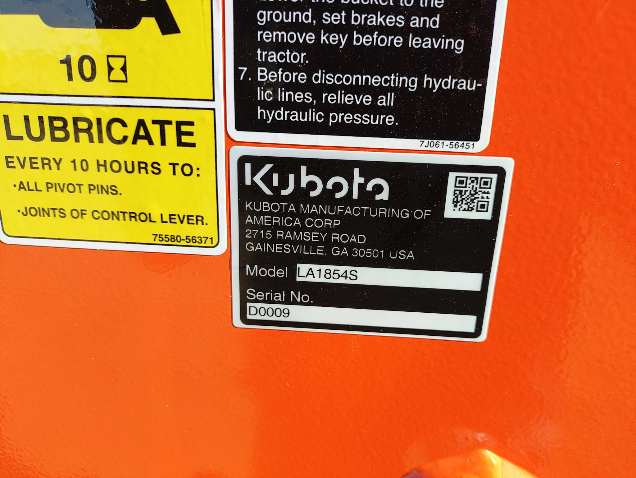 Actual stock photo of Kubota LA1854, stock 021639