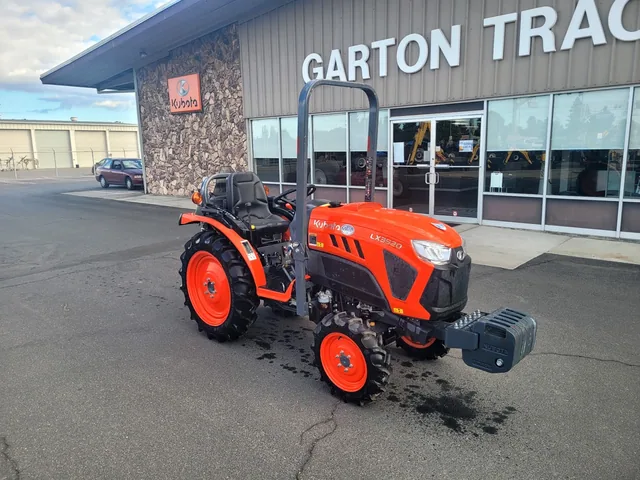 Actual stock photo 4 of 2023 Kubota LX3520DTN, stock 002027