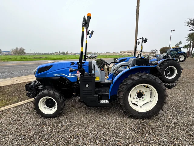 Actual stock photo 2 of New Holland T4.110FS, stock 023569