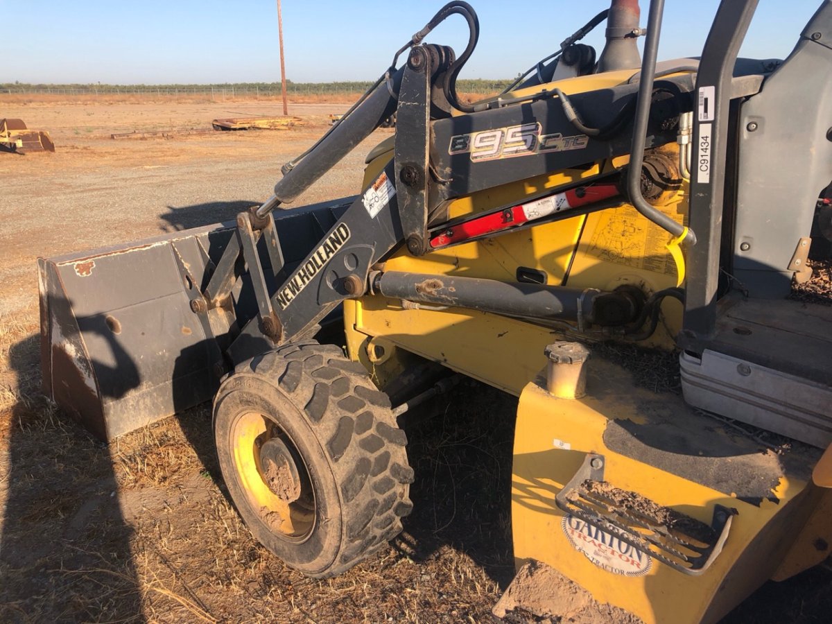 Actual stock photo of New Holland B95C, stock C91434