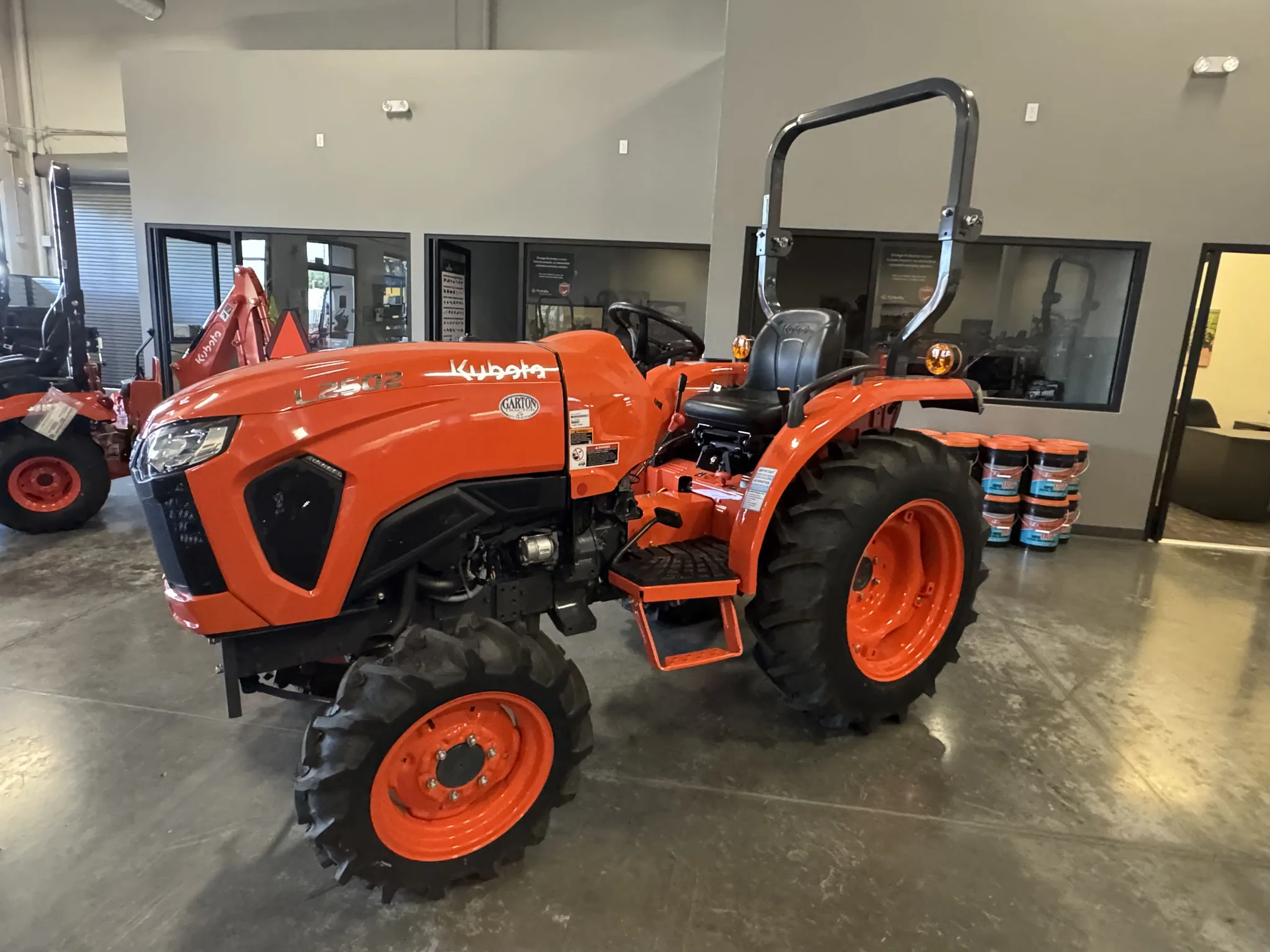 Actual stock photo of Kubota L2502DT, stock 020191
